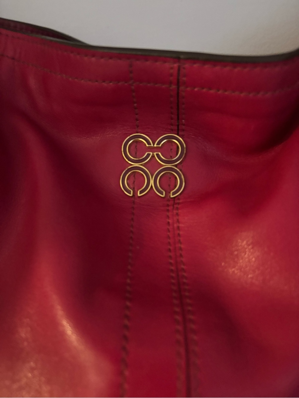 Coach Red Leather Shoulder Bag with Gold Hardware - Picture 2 of 9